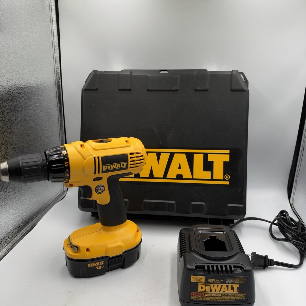DEWALT DC759KA 18V Compact Drill/Driver Kit Needs Battery With Charger